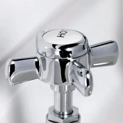 Regent Chrome Traditional Bath Taps -Bathroom Taps Shop REG005 detail2 460